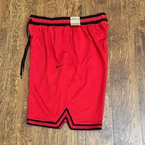 Nike Multi Sports Shorts Size L
